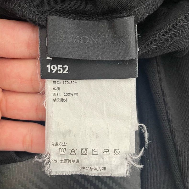 Moncler Moncler black long sleeve top Size US M / EU 48-50 / 2 - 2 Thumbnail