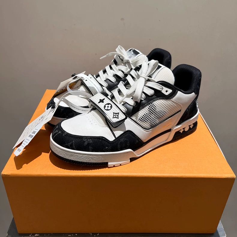 Louis Vuitton LV Trainer Black White Sneakers Size US 7.5 / EU 40-41 - 2 Thumbnail