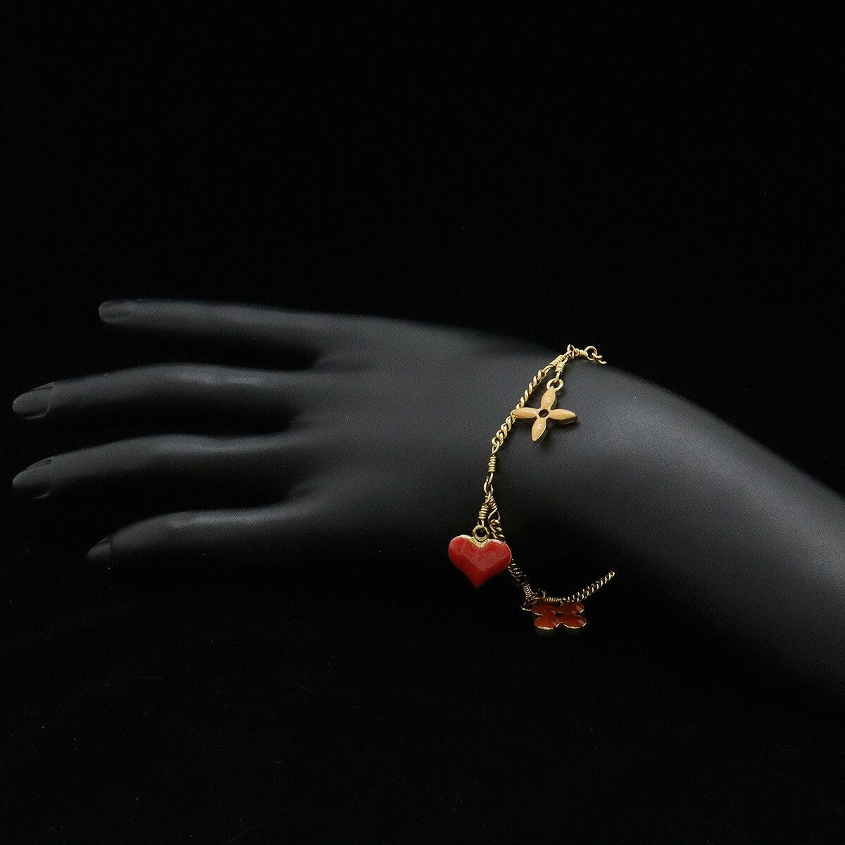 Louis Vuitton Louis Vuitton Louis Vuitton Sweet Monogram Bracelet Metal Bracelet M65614 Size ONE SIZE - 5 Thumbnail