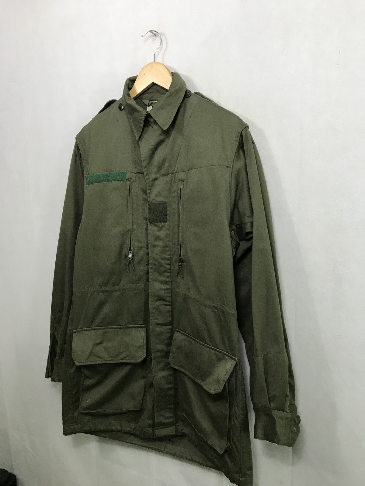 Vintage Military Sapivog Uxegney 1977 Armee Francaise Padded Combat Size US M / EU 48-50 / 2 - 5 Thumbnail