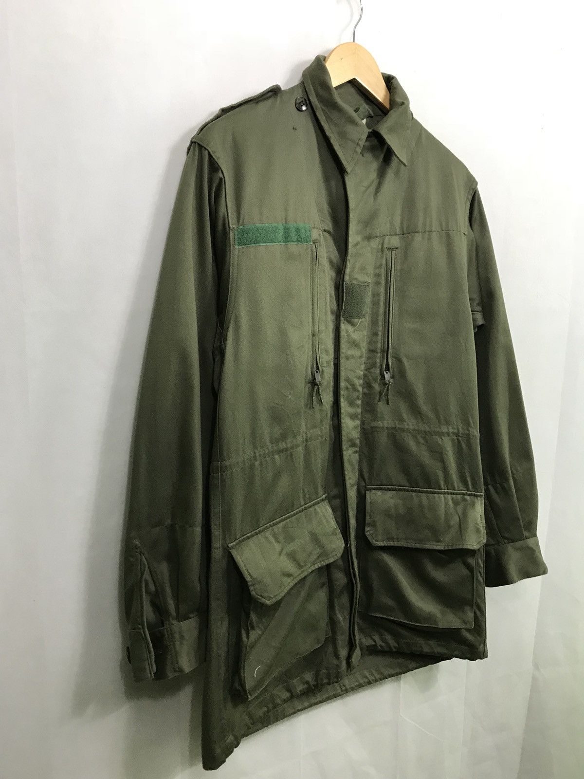 Vintage Military Sapivog Uxegney 1977 Armee Francaise Padded Combat Size US M / EU 48-50 / 2 - 4 Thumbnail