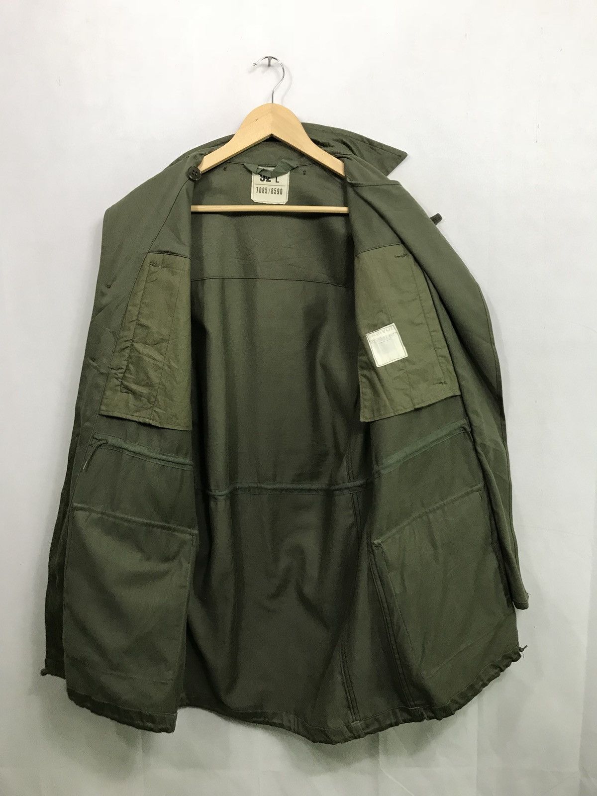 Vintage Military Sapivog Uxegney 1977 Armee Francaise Padded Combat Size US M / EU 48-50 / 2 - 14 Thumbnail