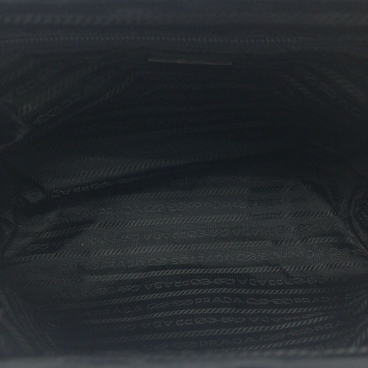Prada Prada Prada Velour Tote Bag Others Tote Bag DUTY FREE for USA Size ONE SIZE - 9 Thumbnail