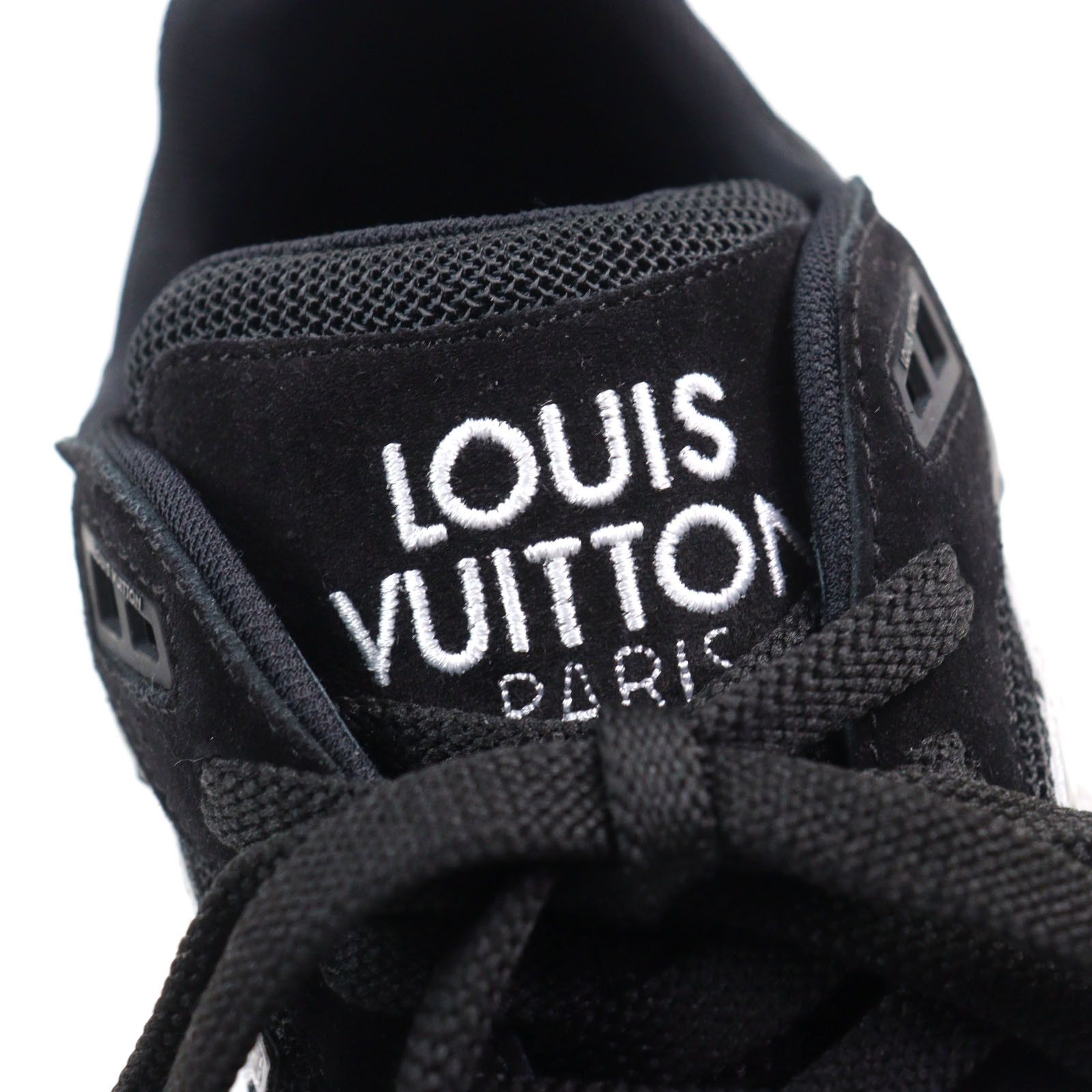 Louis Vuitton Louis Vuitton Louis Vuitton LV Initials Leather Sneakers Leather Shoes 1A9J1D Size ONE SIZE - 7 Thumbnail