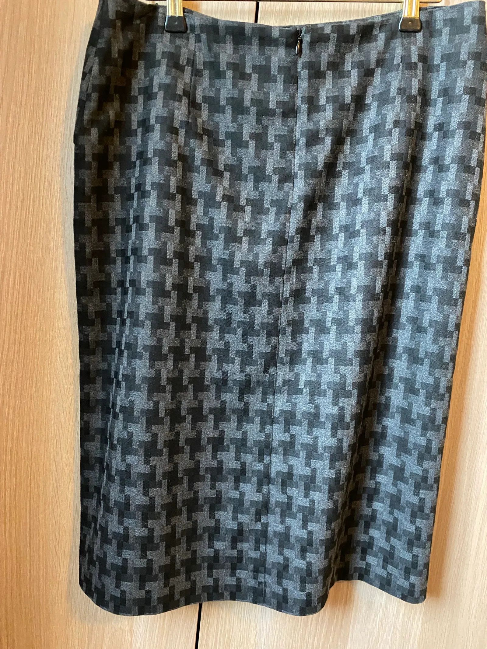 Gardeur Gardeur Skirt Size 27" / US 4 / IT 40 - 2 Thumbnail