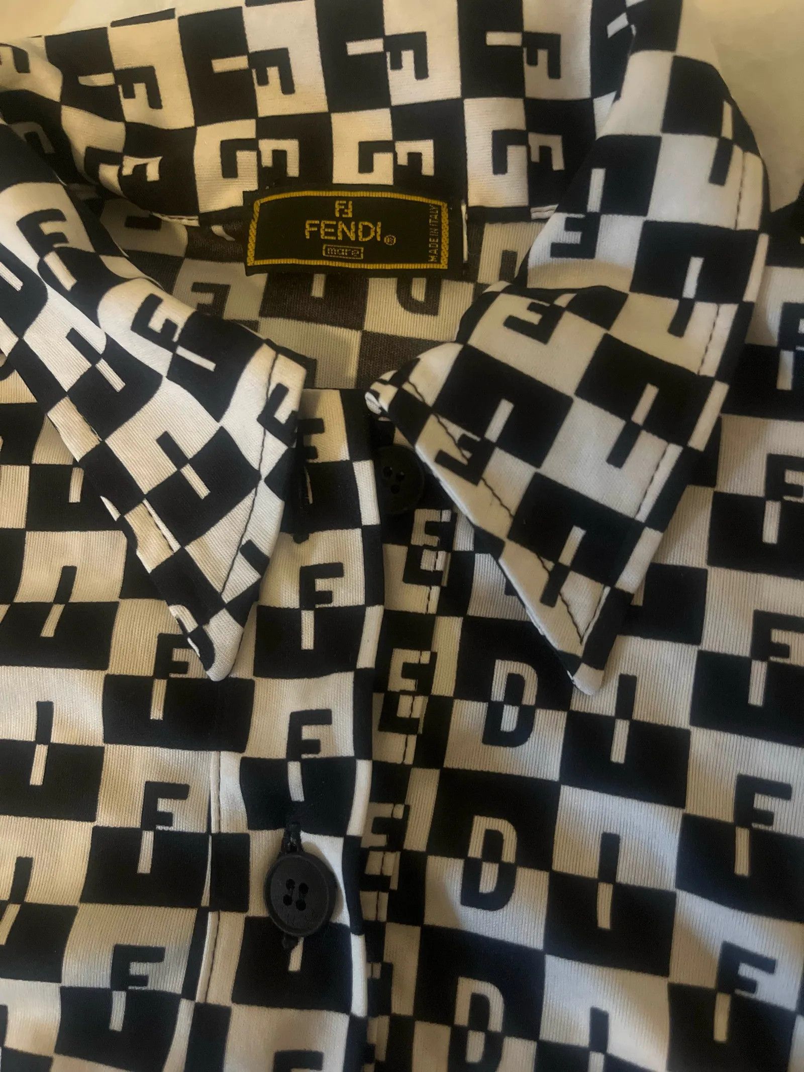Fendi Fendi T-shirt Size S / US 4 / IT 40 - 2 Thumbnail