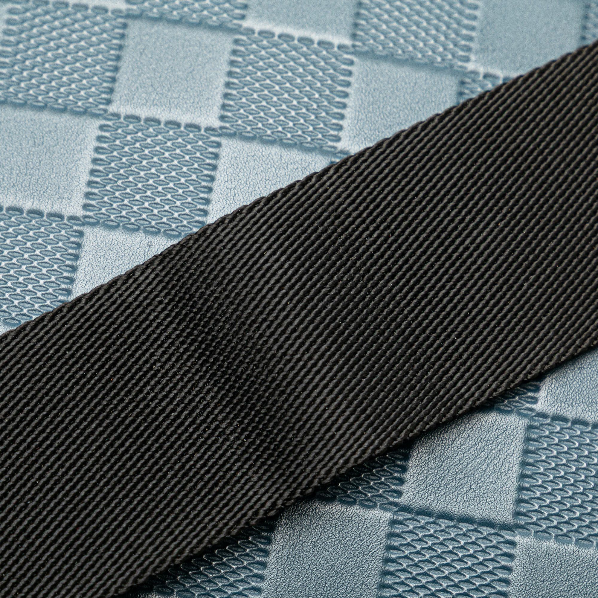 Louis Vuitton Louis Vuitton Damier Infini District PM Size ONE SIZE - 7 Thumbnail