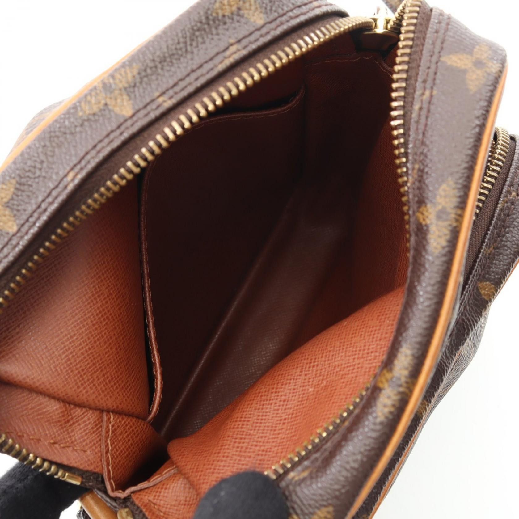 Louis Vuitton Louis Vuitton Louis Vuitton Amazon Monogram Shoulder Bag Canvas Shoulder Bag M45236 Size ONE SIZE - 3 Thumbnail