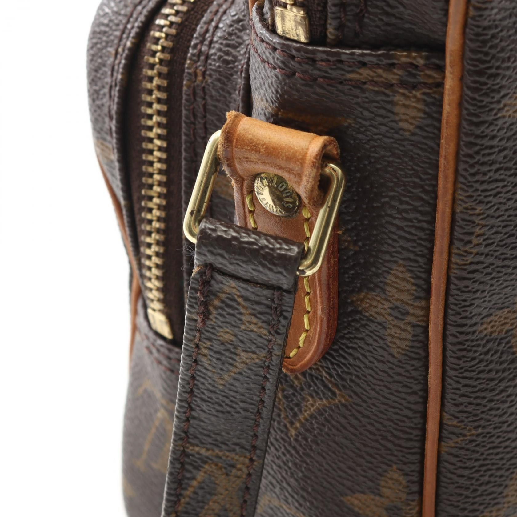 Louis Vuitton Louis Vuitton Louis Vuitton Amazon Monogram Shoulder Bag Canvas Shoulder Bag M45236 Size ONE SIZE - 8 Thumbnail