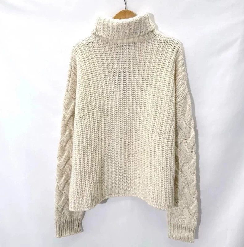 Ermenegildo Zegna Loro Piana Women's Cashmere Turtleneck Sweater Size US L / EU 52-54 / 3 - 6 Thumbnail