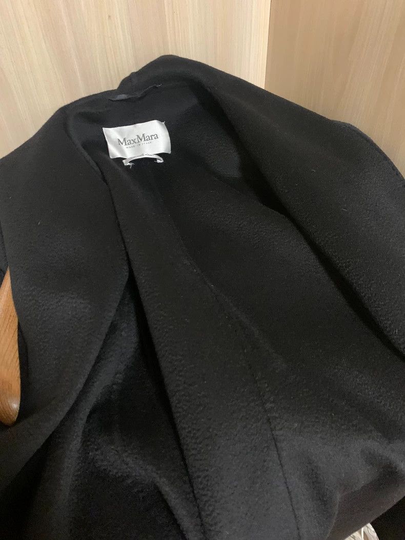 Max Mara MaxMara Lilia Black Cashmere Coat Size US XS / EU 42 / 0 - 4 Thumbnail