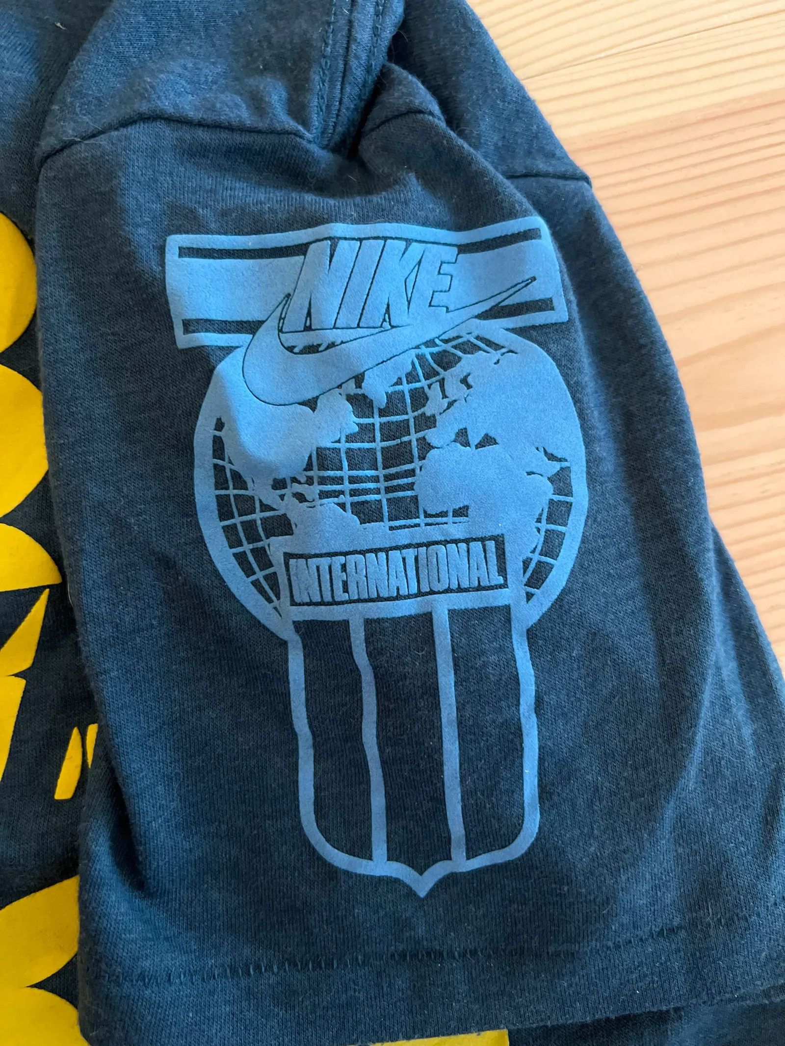 Nike Nike Short Sleeve T-shirt Size L / US 10 / IT 46 - 2 Thumbnail