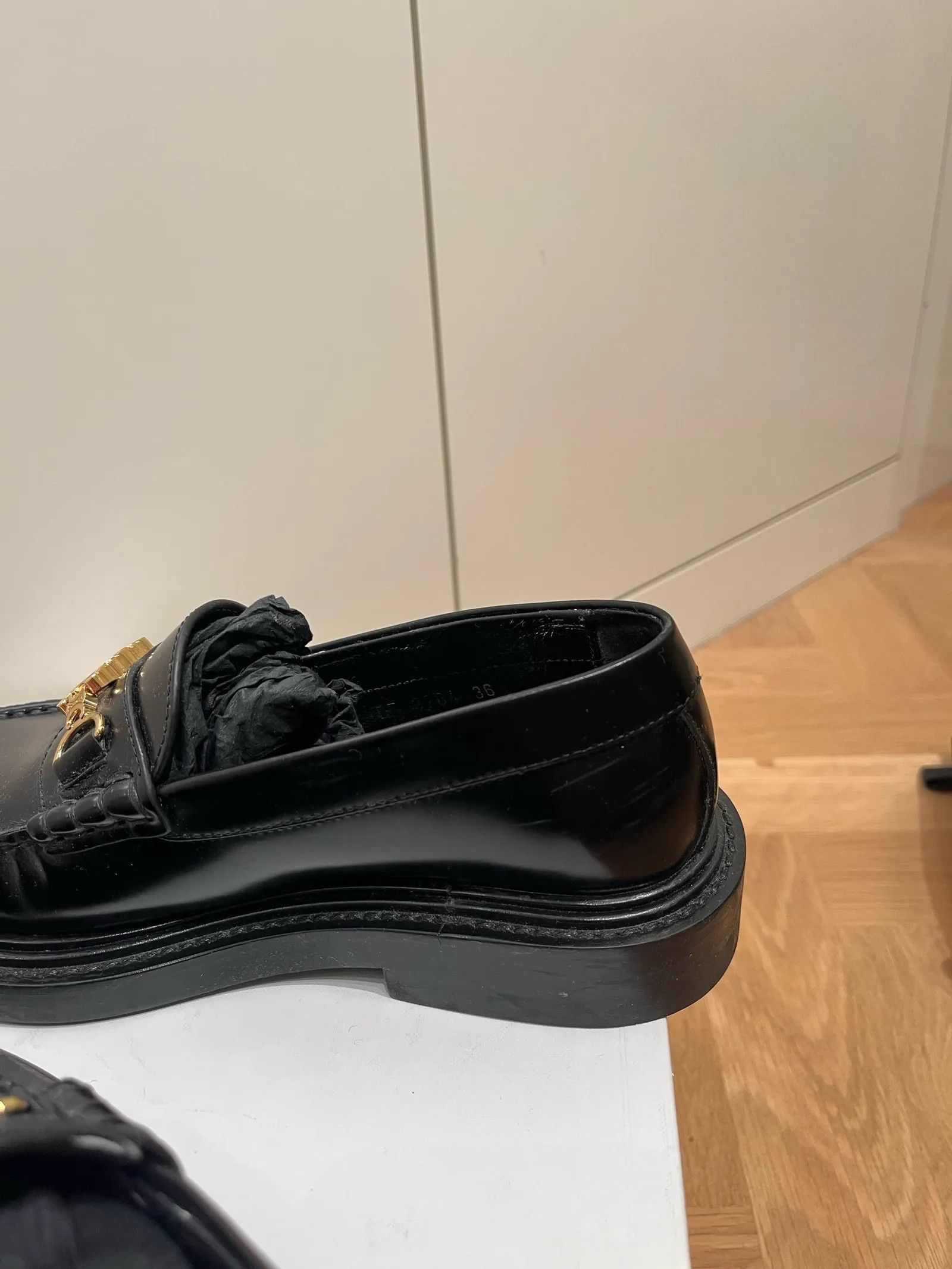 Celine Celine Polished bull Loafers Size US 6 / IT 36 - 4 Thumbnail
