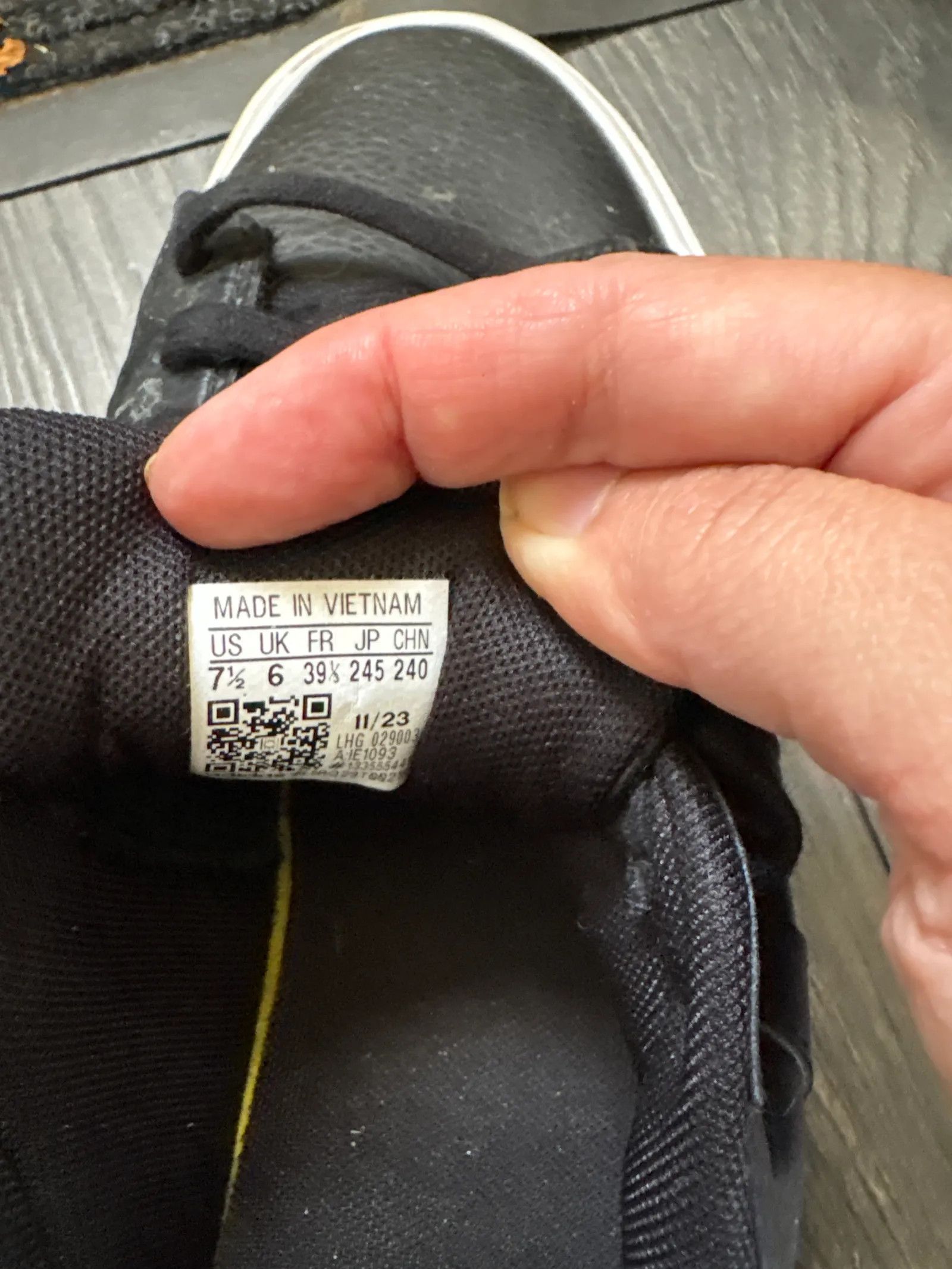 Adidas Adidas Sneakers Size US 9 / IT 39 - 2 Thumbnail