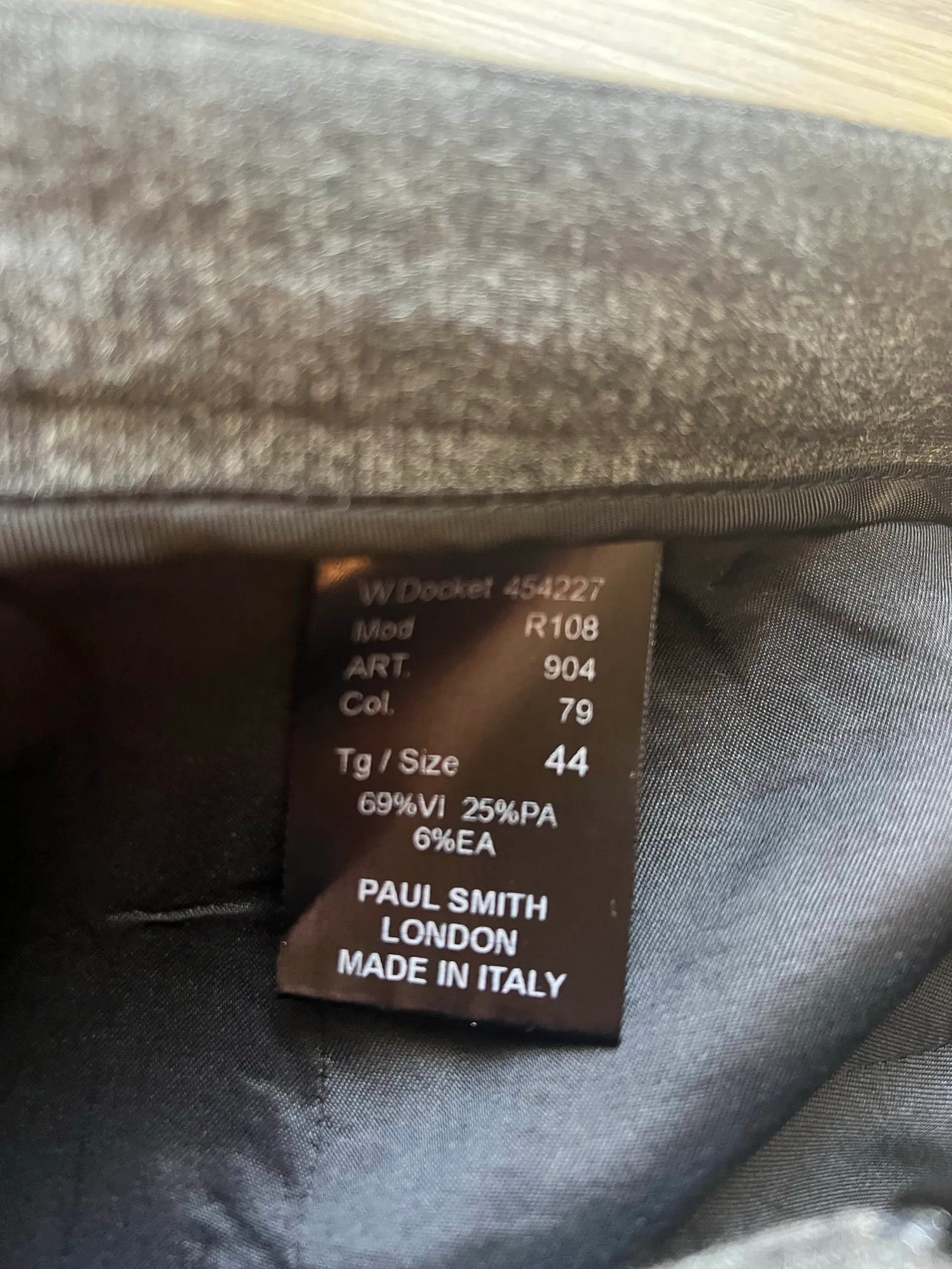 Paul Smith Paul Smith Skirt Size 27" / US 4 / IT 40 - 5 Thumbnail