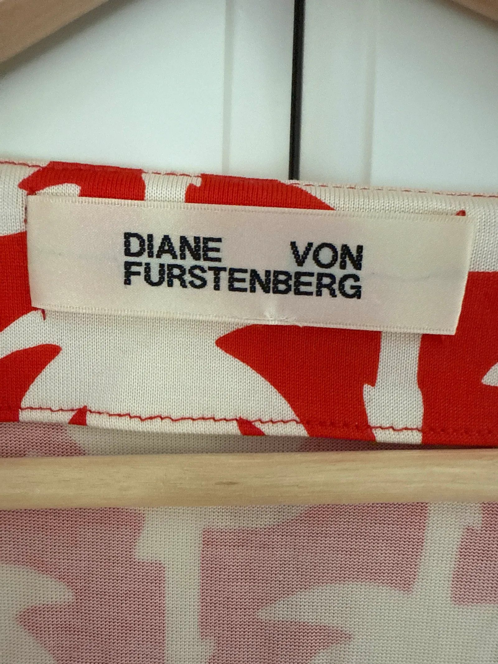 Diane von Furstenberg Diane von Furstenberg Dress Size M / US 6-8 / IT 42-44 - 2 Thumbnail