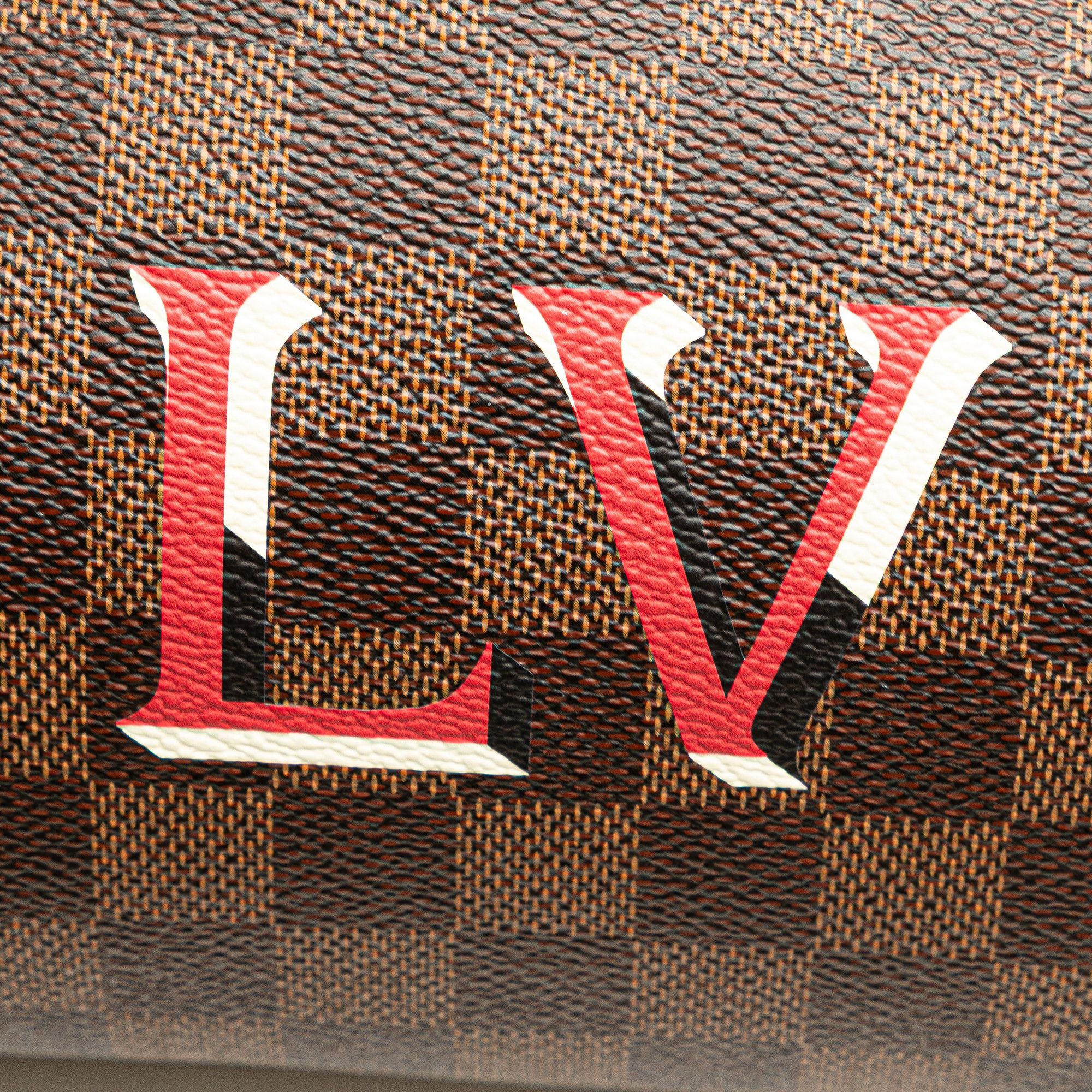 Louis Vuitton Louis Vuitton Damier Ebene Beaubourg MM Size ONE SIZE - 8 Thumbnail