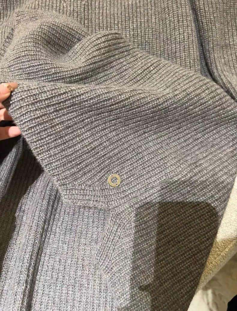 Ermenegildo Zegna Loro Piana Classic V-Neck Cashmere Sweater -dmc Size US M / EU 48-50 / 2 - 5 Thumbnail