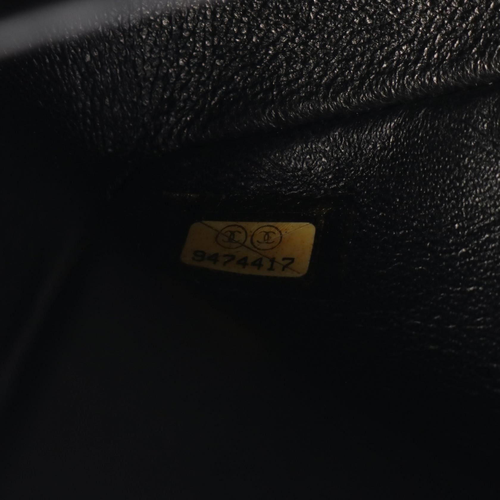Chanel Chanel Chanel Matelasse W Flap Fabric Leather Shoulder Bag Leather Shoulder Bag A01112 Size ONE SIZE - 5 Thumbnail