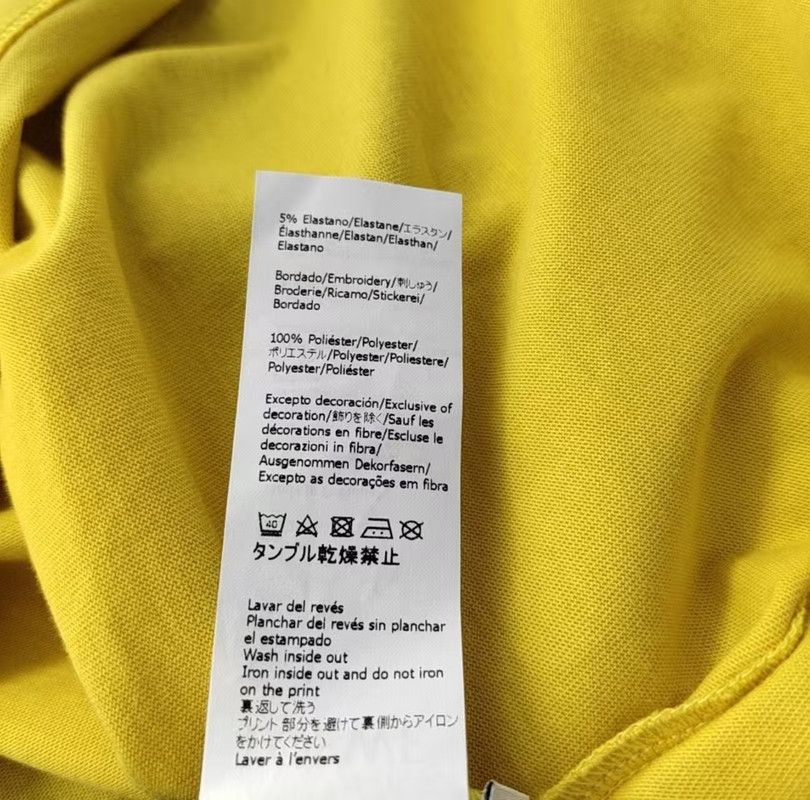 Loewe LOEWE Yellow Short Sleeve Cotton T-shirt 0089 Size S / US 4 / IT 40 - 4 Thumbnail