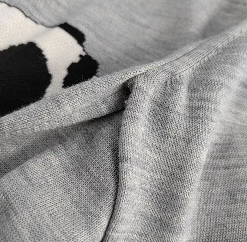 Loewe Loewe Gray Wool Long-Sleeve Sweater with Panda Design 0089 Size XS / US 0-2 / IT 36-38 - 7 Thumbnail