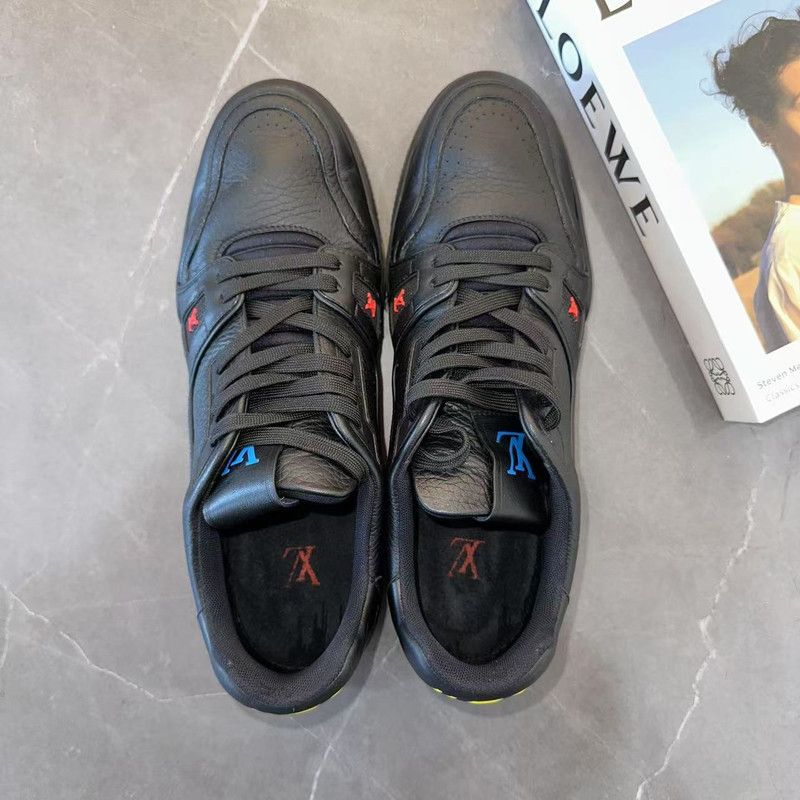 Louis Vuitton Louis Vuitton Black Trainer Leather Sneakers for Men 0089 Size US 10.5 / EU 43-44 - 5 Thumbnail