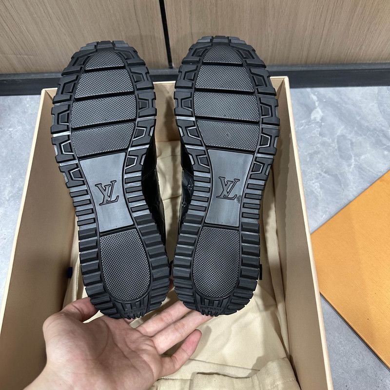 Louis Vuitton Louis Vuitton Run Away Black Casual Sneakers 0089 Size US 7.5 / EU 40-41 - 4 Thumbnail