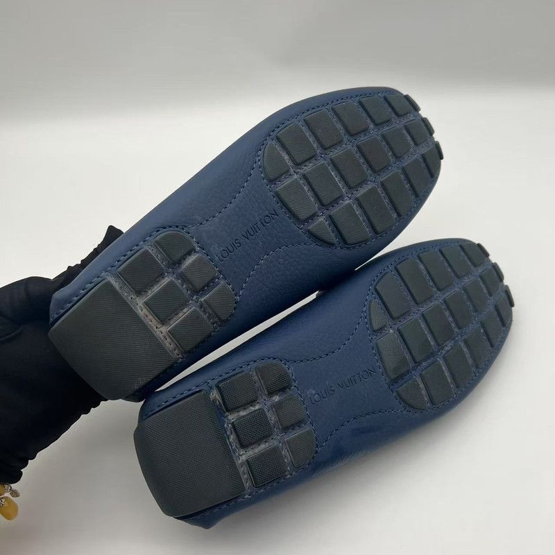 Louis Vuitton Louis Vuitton Classic Casual Leather Loafers for Men 0089 Size US 7 / EU 40 - 4 Thumbnail