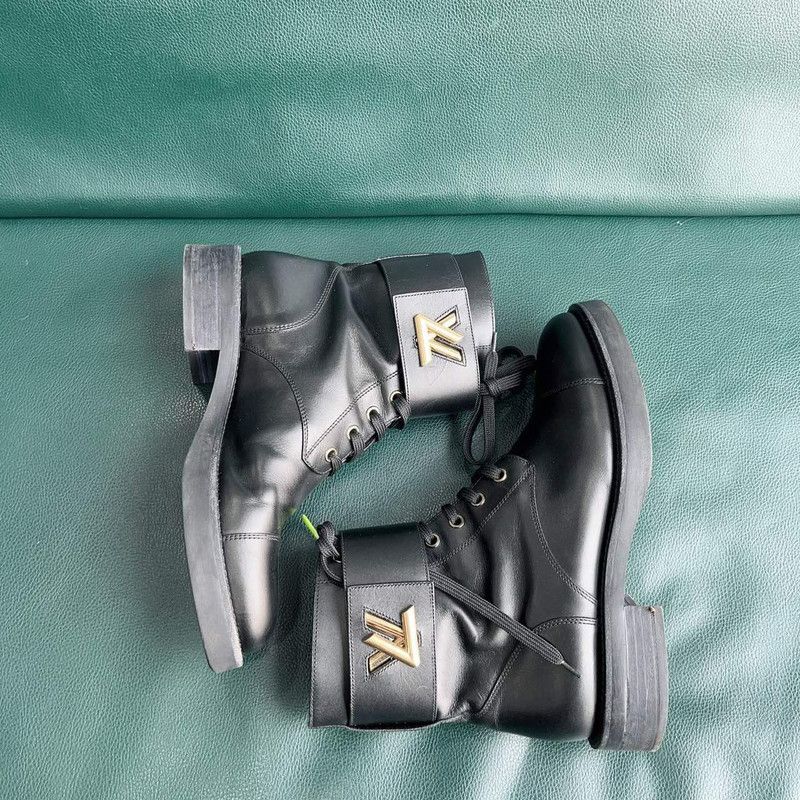 Louis Vuitton Louis Vuitton Black Lace-Up Ankle Boots 0089 Size US 7.5 / EU 40-41 - 5 Thumbnail