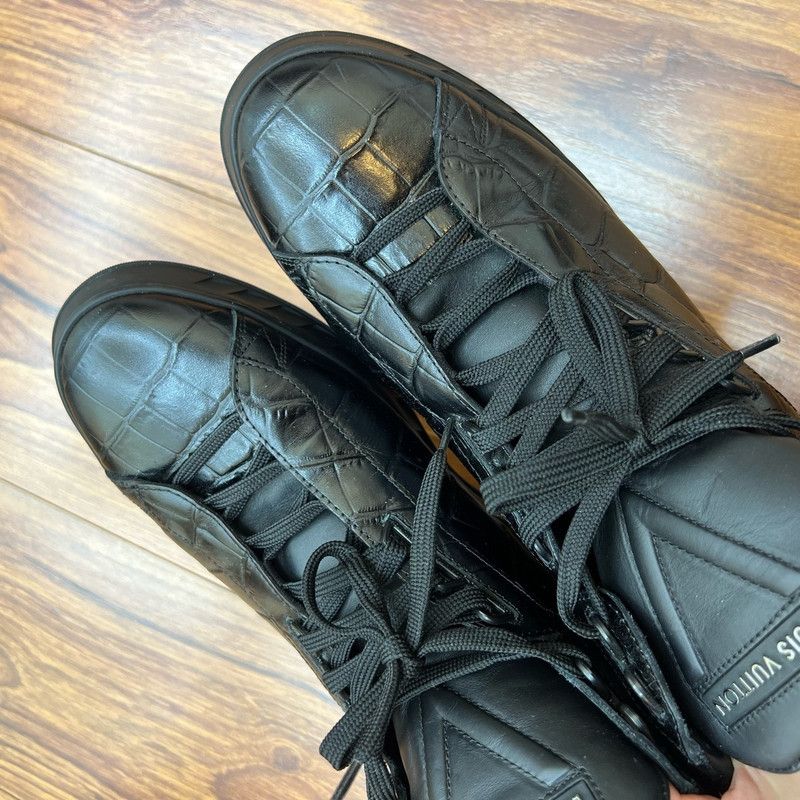 Louis Vuitton Louis Vuitton Stylish High-Top Casual Sneakers 0089 Size US 8 / EU 41 - 7 Thumbnail