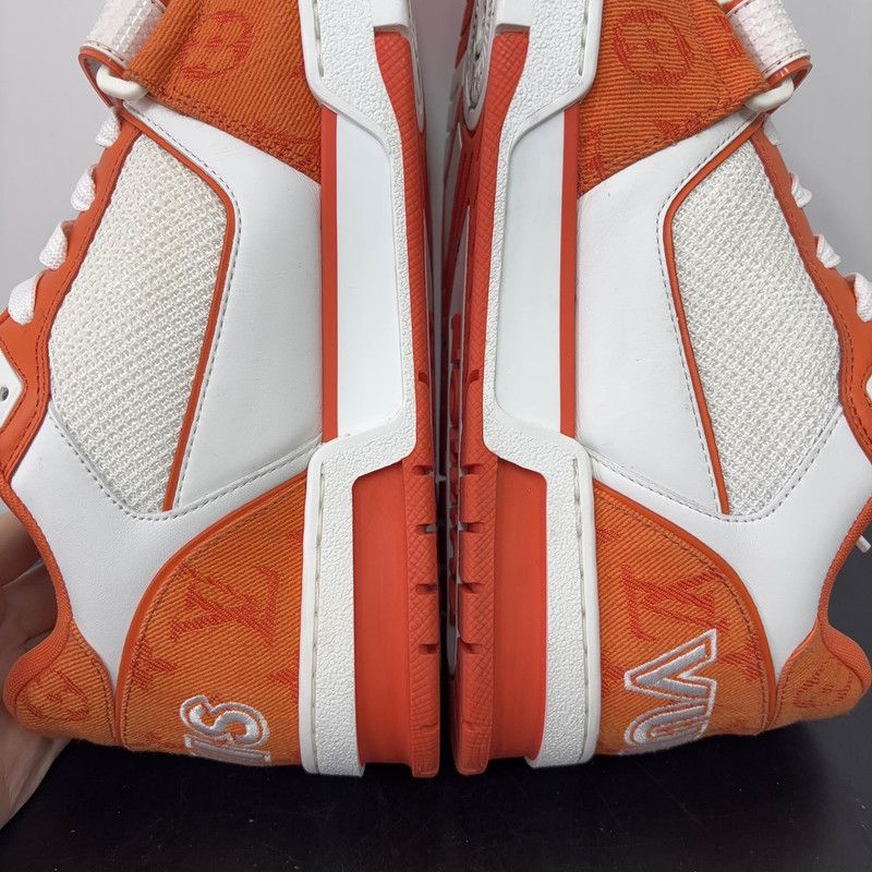 Louis Vuitton Louis Vuitton Trainer Low-Top Fashion Sneakers 0089 Size US 9 / EU 42 - 10 Thumbnail