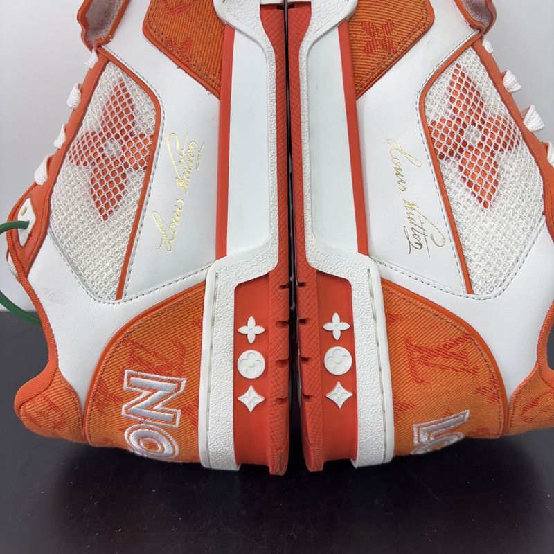 Louis Vuitton Louis Vuitton Trainer Low-Top Fashion Sneakers 0089 Size US 9 / EU 42 - 9 Thumbnail