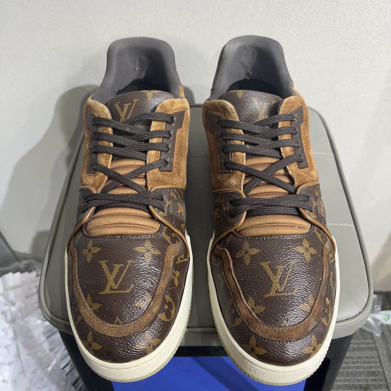 Louis Vuitton Louis Vuitton Casual Low-Top Sneakers for Men 0089 Size US 9.5 / EU 42-43 - 2 Thumbnail