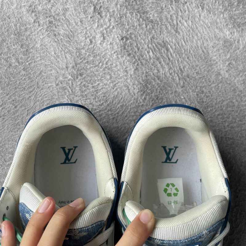 Louis Vuitton Louis Vuitton Denim Low-Top Fashion Sneakers 0089 Size US 9.5 / EU 42-43 - 8 Thumbnail