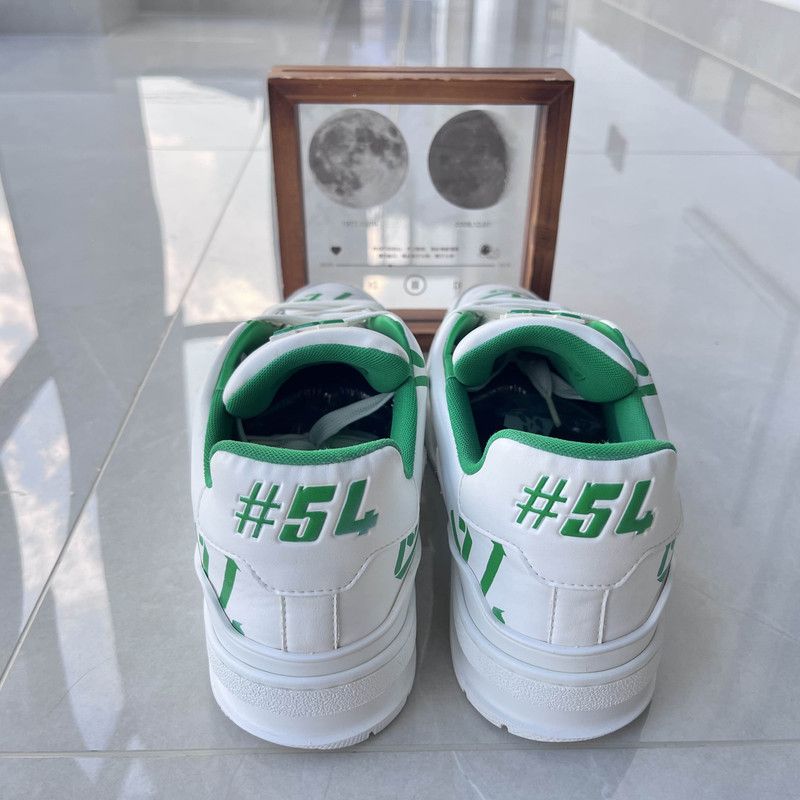 Louis Vuitton Louis Vuitton White and Green Casual Sneakers 0089 Size US 9.5 / EU 42-43 - 3 Thumbnail