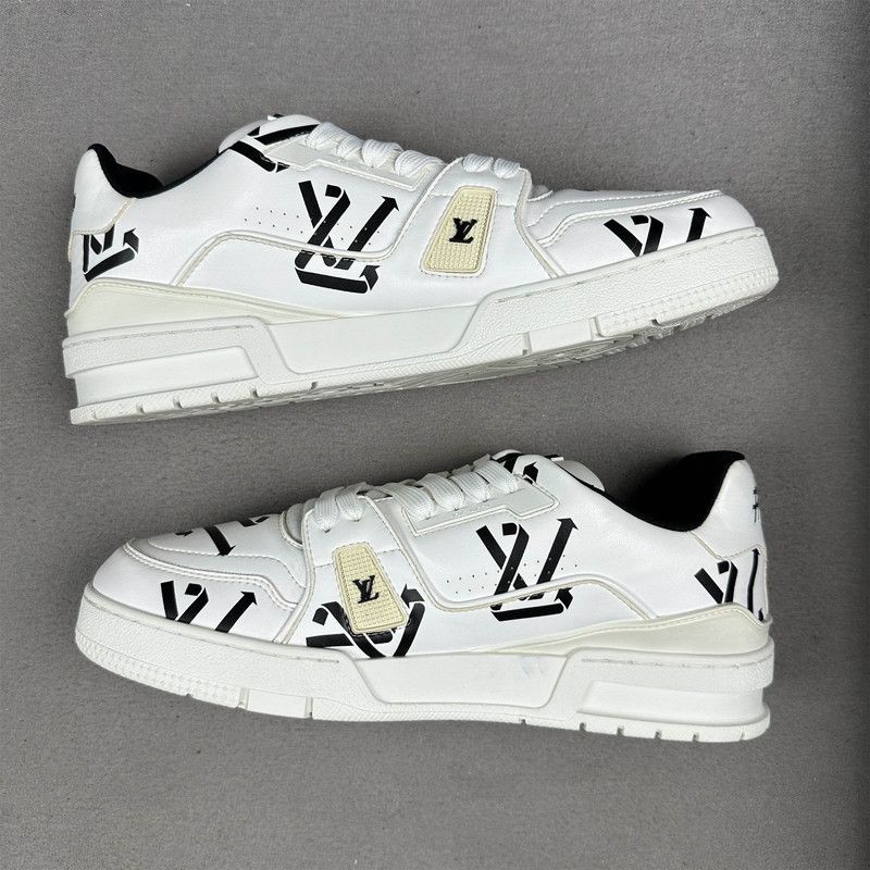 Louis Vuitton Louis Vuitton Low-Top Trainer Sneakers for Men 0089 Size US 8.5 / EU 41-42 - 6 Thumbnail