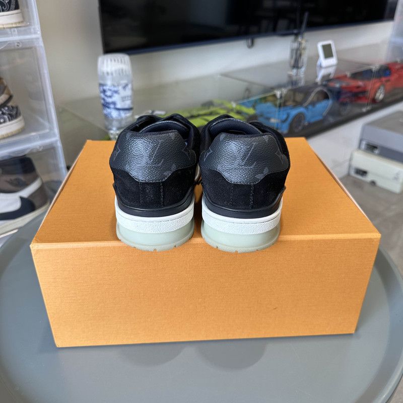Louis Vuitton Louis Vuitton Stylish Low-Top Trainer Sneakers 0089 Size US 8.5 / EU 41-42 - 3 Thumbnail
