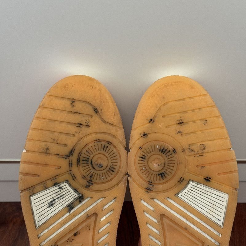 Louis Vuitton Louis Vuitton Peach Low-Top Trainer Sneakers 0089 Size US 8 / EU 41 - 12 Thumbnail