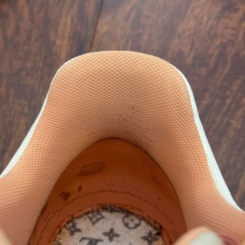 Louis Vuitton Louis Vuitton Peach Low-Top Trainer Sneakers 0089 Size US 8 / EU 41 - 7 Thumbnail