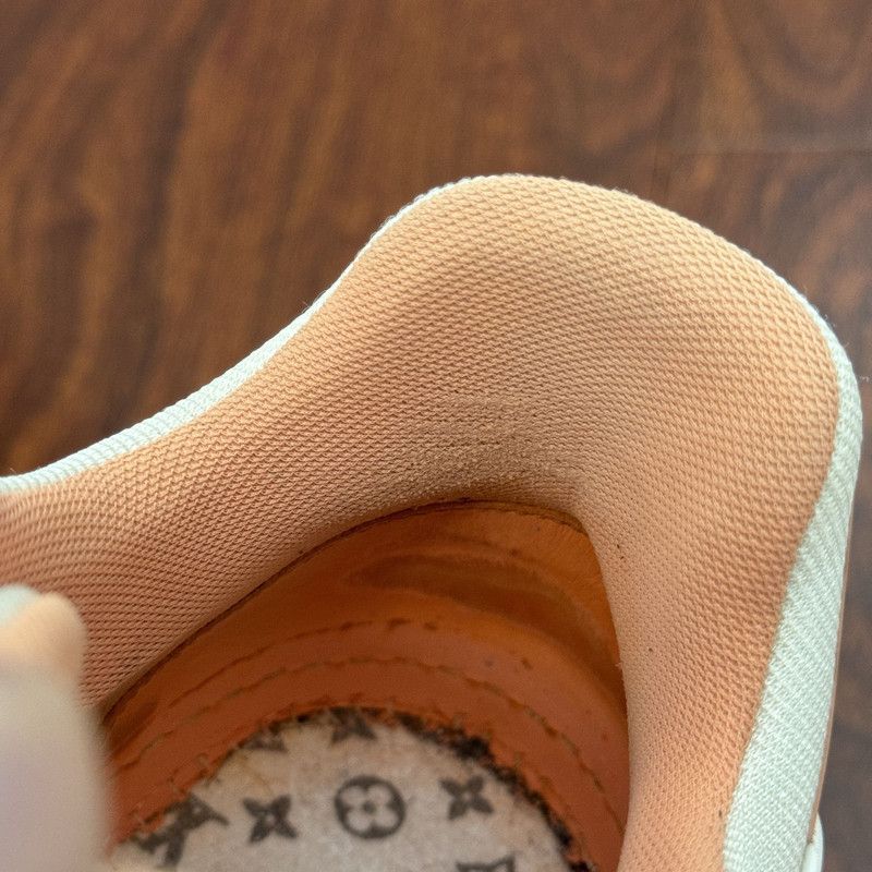 Louis Vuitton Louis Vuitton Peach Low-Top Trainer Sneakers 0089 Size US 8 / EU 41 - 6 Thumbnail