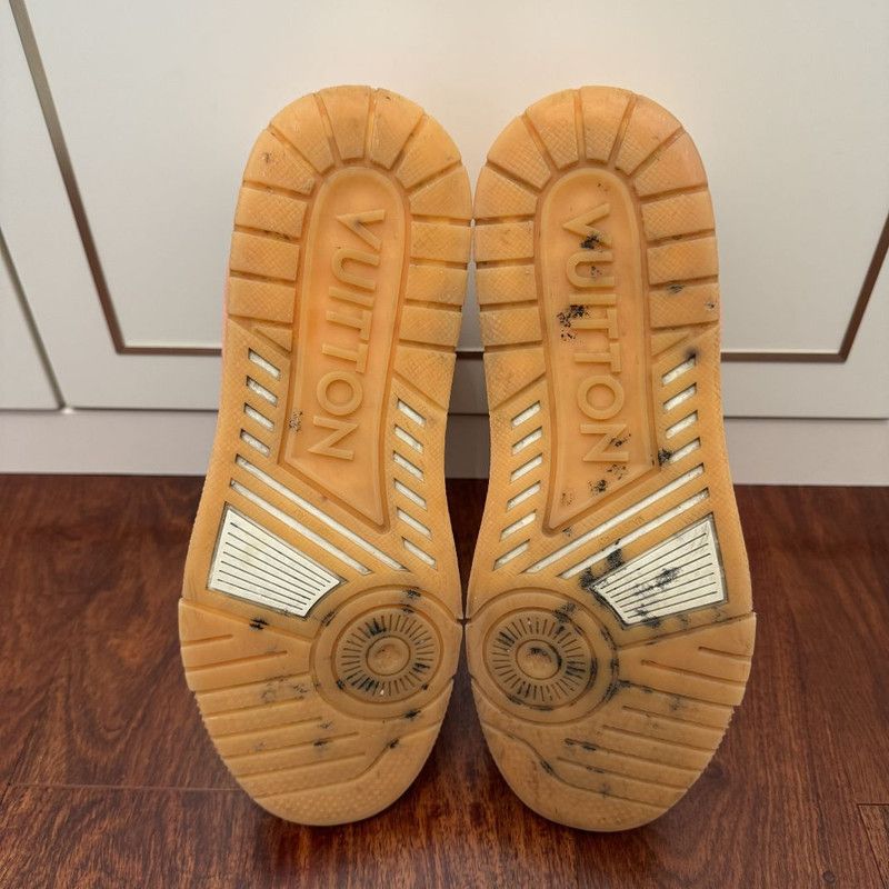 Louis Vuitton Louis Vuitton Peach Low-Top Trainer Sneakers 0089 Size US 8 / EU 41 - 4 Thumbnail