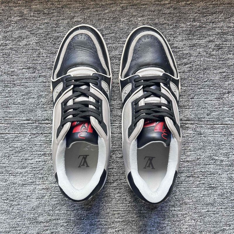 Louis Vuitton Louis Vuitton Low-Top Stylish Trainers for Men and Women 0089 Size US 8.5 / EU 41-42 - 8 Thumbnail
