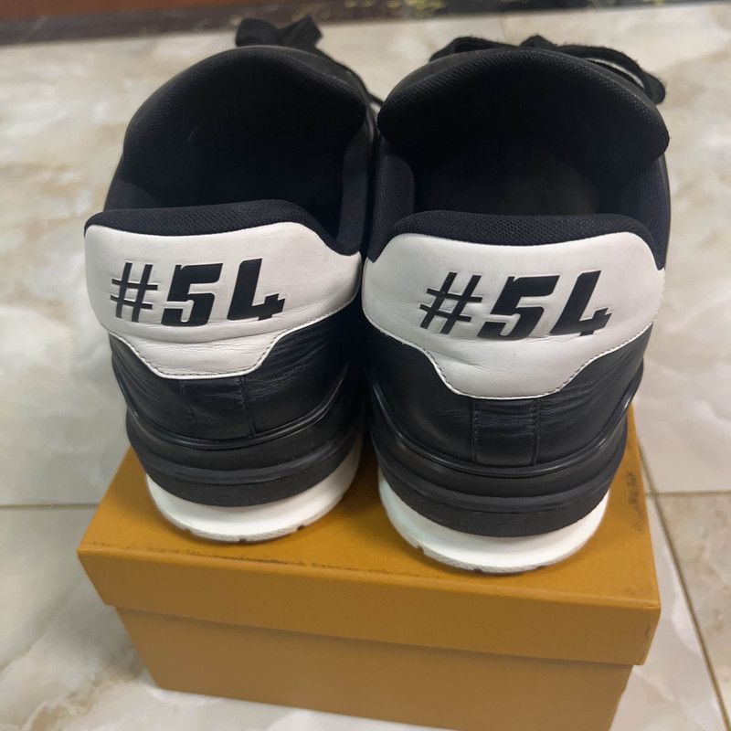 Louis Vuitton Louis Vuitton Trainer Low-Top Fashion Sneakers 0089 Size US 9.5 / EU 42-43 - 3 Thumbnail