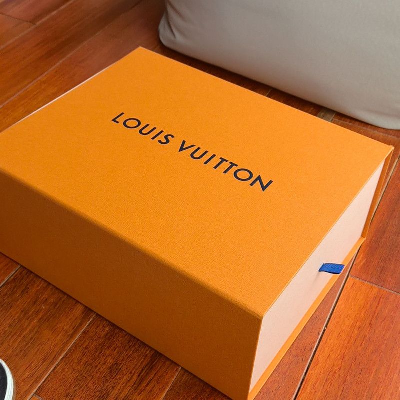 Louis Vuitton Louis Vuitton Rivoli High-Top Sneakers for Men 0089 Size US 9 / EU 42 - 6 Thumbnail