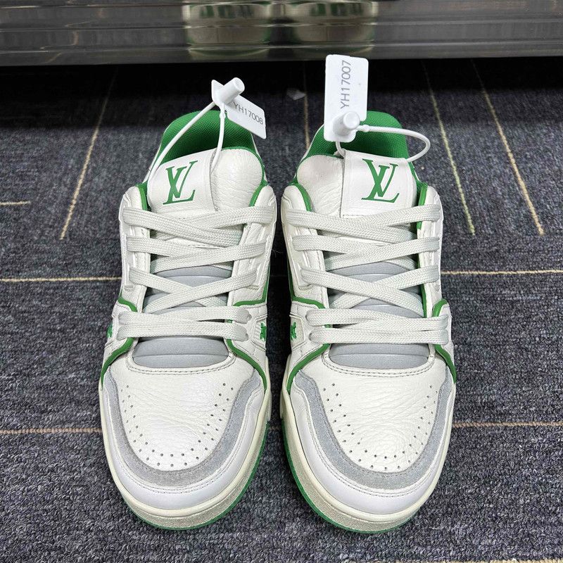 Louis Vuitton Louis Vuitton Stylish Green and White Trainers 0089 Size US 5.5 / EU 38 - 2 Thumbnail