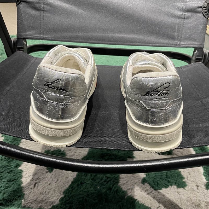 Louis Vuitton Louis Vuitton Metallic Trainer Low Top Sneakers 0089 Size US 8.5 / EU 41-42 - 3 Thumbnail
