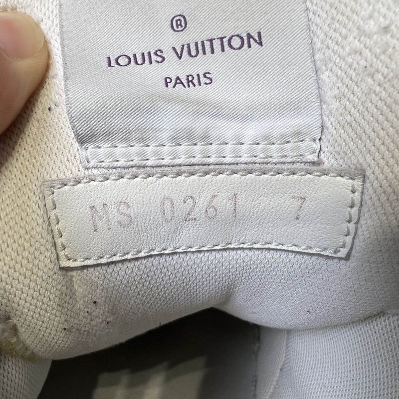 Louis Vuitton Louis Vuitton Trainer Casual Sneakers in White and Purple 0089 Size US 8 / EU 41 - 5 Thumbnail