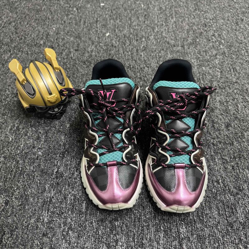 Louis Vuitton Louis Vuitton Zig Zag Colorful Casual Sneakers 0089 Size US 8.5 / EU 41-42 - 2 Thumbnail