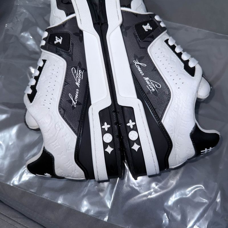 Louis Vuitton Louis Vuitton Trainer Low-Top Fashion Sneakers 0089 Size US 8 / EU 41 - 10 Thumbnail