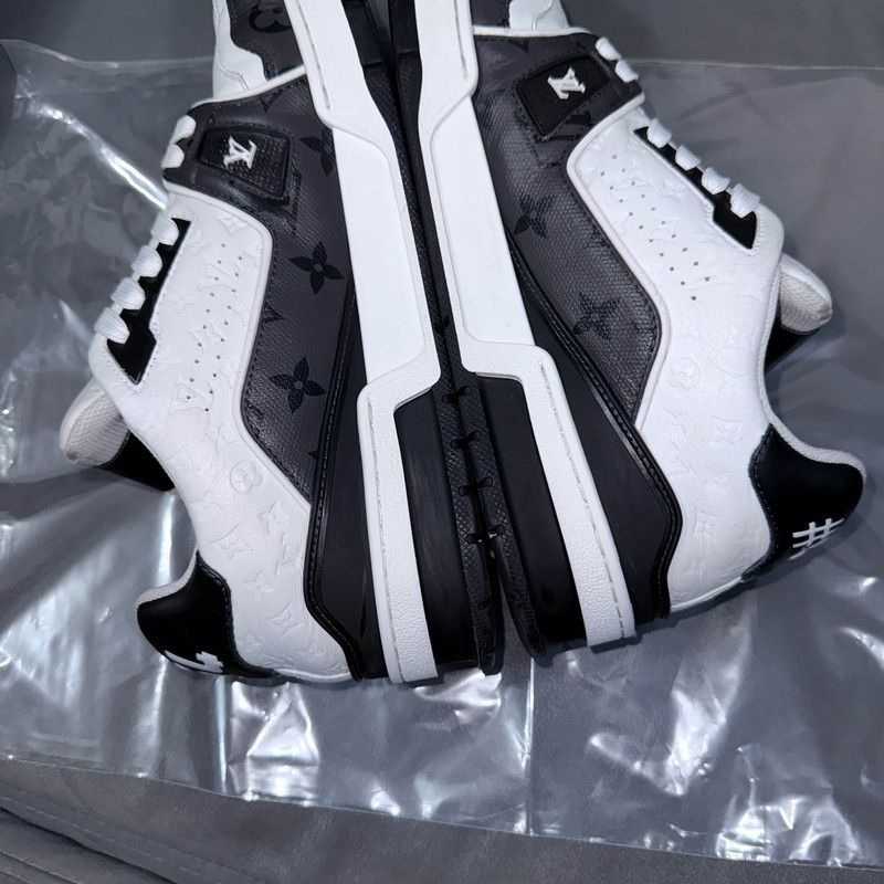 Louis Vuitton Louis Vuitton Trainer Low-Top Fashion Sneakers 0089 Size US 8 / EU 41 - 8 Thumbnail